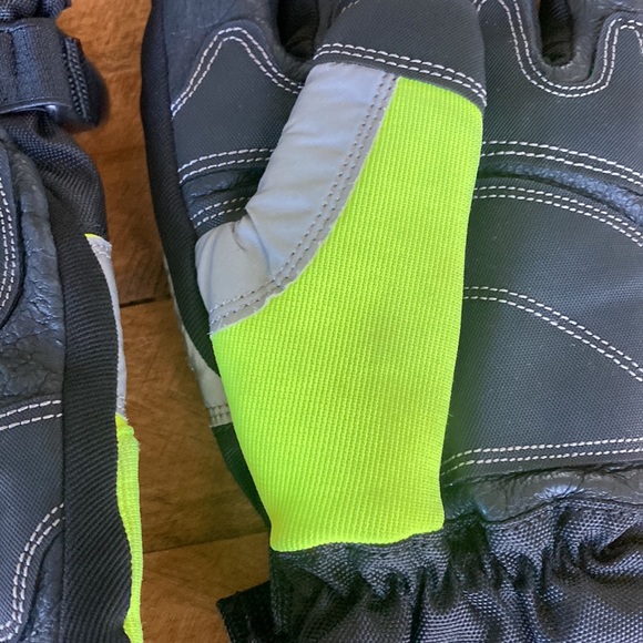 LION HEATRAC COLD WEATHER WORK GLOVES SMALL THERMAL INSULATION - Picture 4 of 7